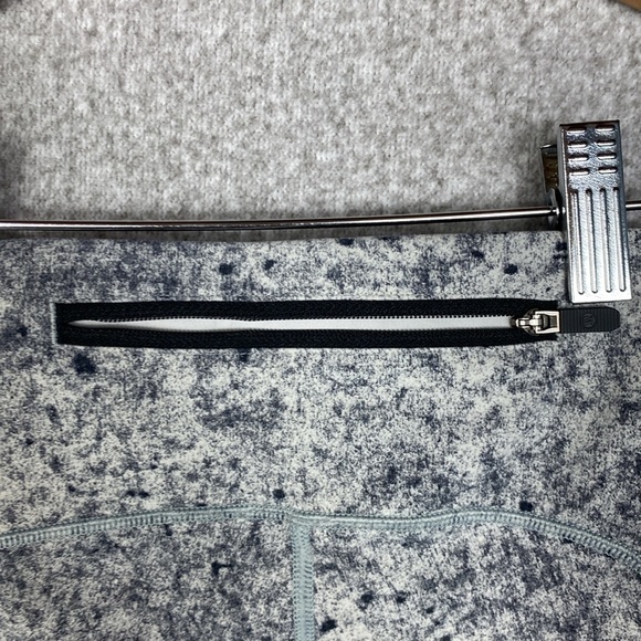 Lululemon speed up crop 21” luxtreme Antiqued Alpine white multi running - Picture 7 of 12